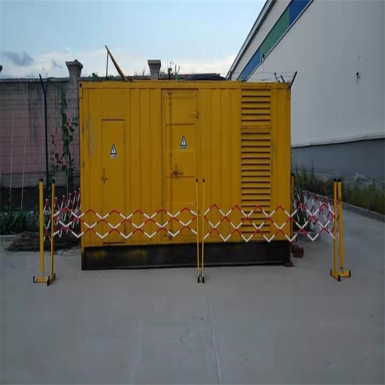 石柱发电机组油箱盖上留出小气孔有什么用？