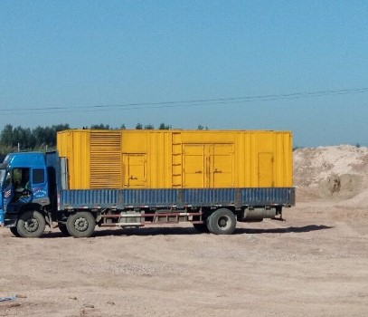 石柱海拔3000m以上地区的变压器外绝缘距离应如何确定？