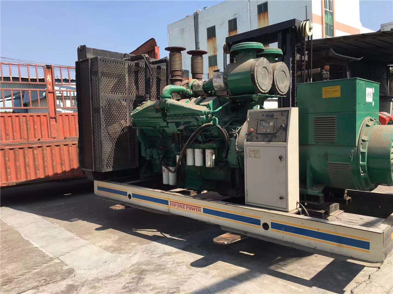 石柱压力测试设备的精度等级是如何划分的？